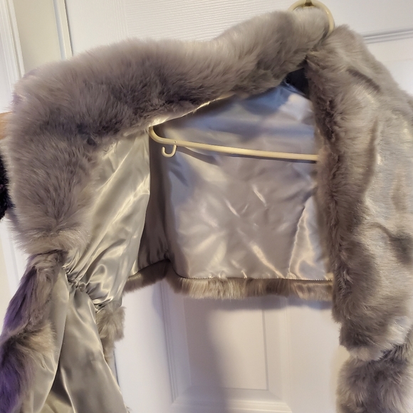 Faux Fur Shall - Picture 2 of 2